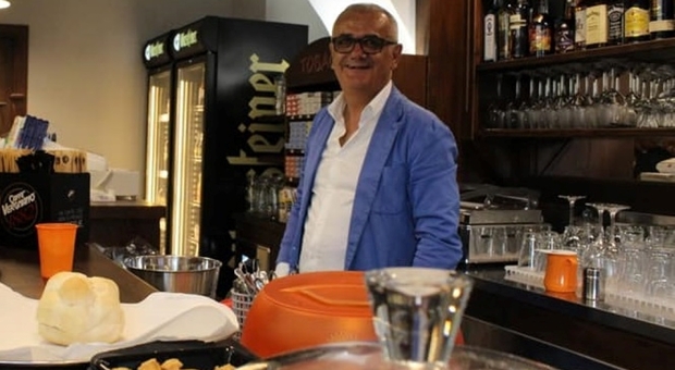 Piero Di Pofi, presenza fissa al bar di famiglia "The Square cafè" di Ceccano