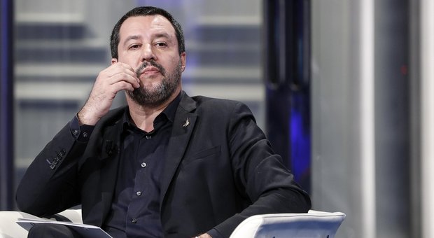 Salvini attacca la gestione M5S: «Servono termovalorizzatori, i rifiuti vanno trattati come una risorsa»