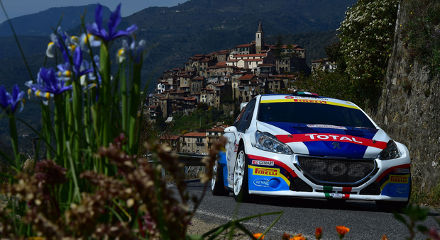 Andreucci cerca la vittoria-bis, dopo il successo al Rally del Ciocco, con la 208 T16 R5, tassello utile per ottenere nel 2016 la ”stella” di 10 campionati italiani vinti