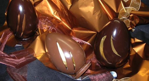 Uova di cioccolato e colombe pasquali, rallentano gli ordini e crollano i ricavi. La campagna #iononrinuncioalletradizioni
