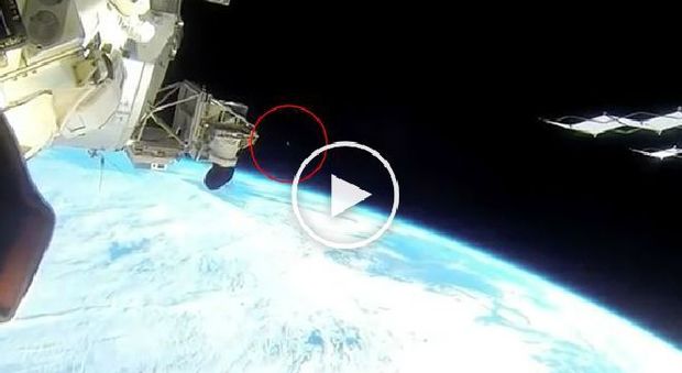 "Un Ufo precipita sulla Terra", le immagini choc dall'ISS - Video