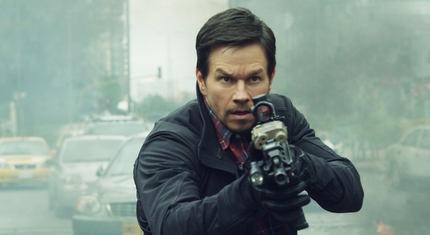 "Red Zone", Mark Wahlberg nel ruolo di un agente con una missione impossibile