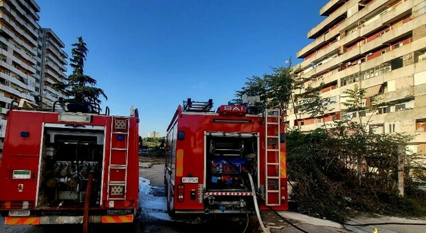 Napoli, incendio al Vomero: brucia un appartamento, un morto e due intossicati