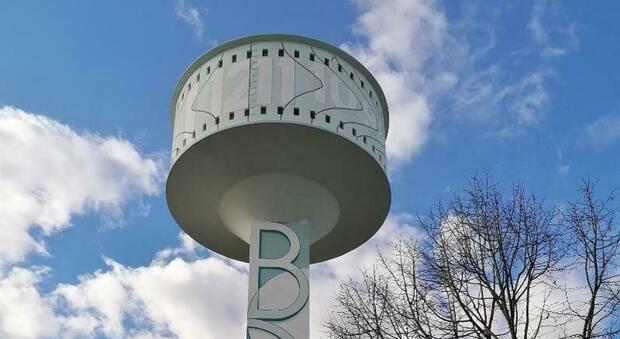 MIRA La torre piezometrica di Borbiago diventa un'opera d'arte