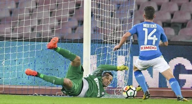Inter, a Napoli ritorna Handanovic ma Conte perde la freccia Moses