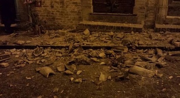 Due vittime a Pescara del Tronto: è una coppia di anziani morta nel crollo della loro casa