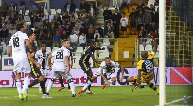 Juve, terza vittoria di fila. Parma ko 2-1. Ancora a secco Cristiano Ronaldo