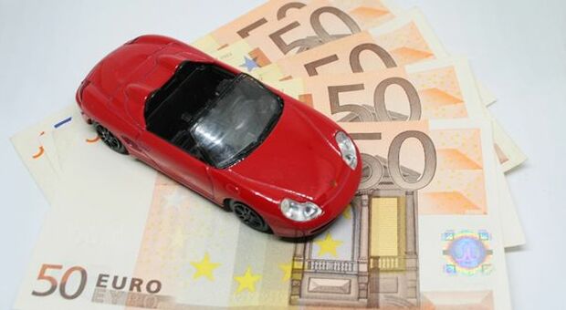 RC auto, Ivass: prezzo medio in calo nel secondo trimestre
