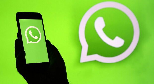 WhatsApp cambia da febbraio: le nuove regole da accettare