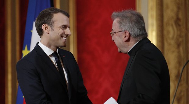 Vaticano revoca l'immunità diplomatica al nunzio molestatore
