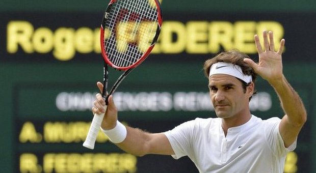 Wimbledon, super Federer spazza via Murray ​in 3 set. Domenica la finale con Djokovic