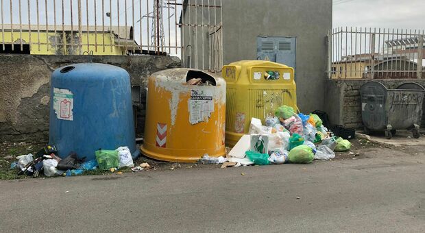 Cgil alla Regione: «Gestore unico dei rifiuti», e per ora niente consiglio aperto sulla questione sanità