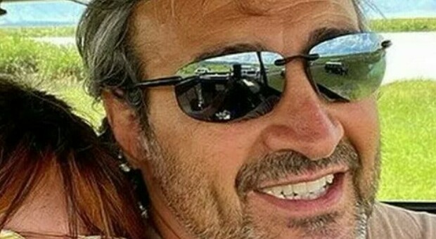 Massimo Bochicchio, il broker dei vip accusato di truffa arrestato a Giacarta: espulso in Italia, è sbarcato a Fiumicino