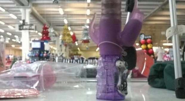 Sex toys sugli scaffali Sequestro al supermercato