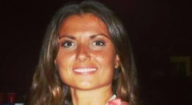 Carla, bruciata dall'ex, scrive a Mattarella: è omicidio d'identità
