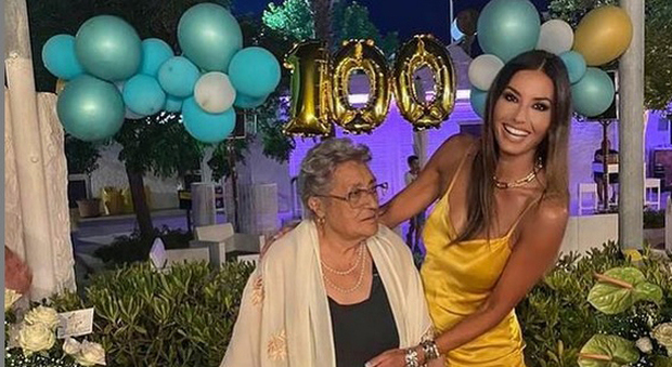 Elisabetta Gregoraci festeggia i 100 anni della nonna (Instagram)