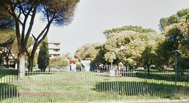 Roma choc, bambino disabile insultato al parco da un ventenne: «Devo allenarmi, sei handicappato e devi stare a casa»