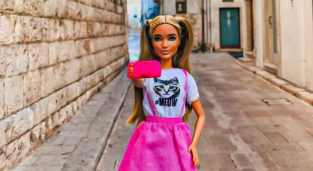 La Barbie in giro per la Puglia: un'idea da promozione turistica