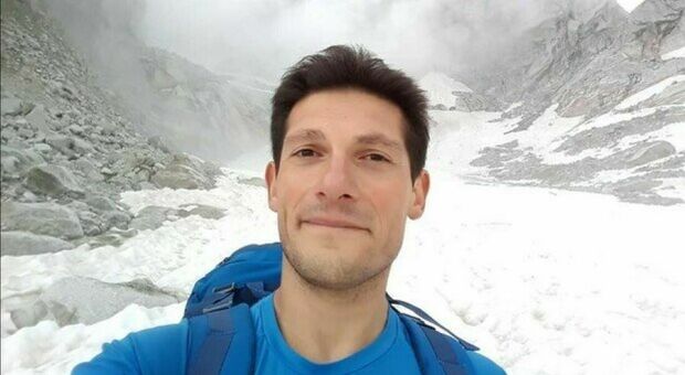 Precipita nel vuoto durante l'escursione: Domenico muore a 35 anni. Tragedia in montagna