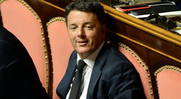 Manovra, Renzi: «Vetture aziendali, via la tassa. E avanti con o senza Conte»