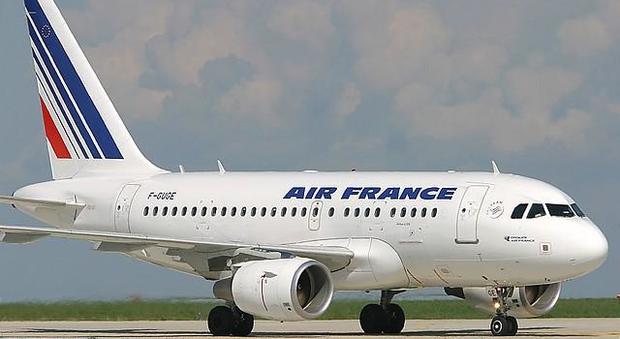 Air France, rottura nei negoziati: sciopero dei piloti durante Euro2016