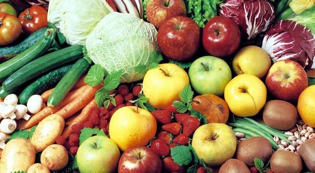 Frutta, verdura e carboidrati integrali: come salvaguardare la fertilità a tavola