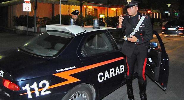 Pesaro, droga ed estorsioni arrestato sottocapo della Capitaneria Nascondeva pistola in casa