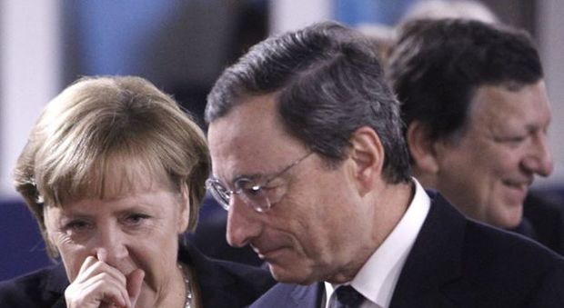 Draghi mette sull'attenti la Germania. Merkel replica: "legittimo il dibattito sui tassi"