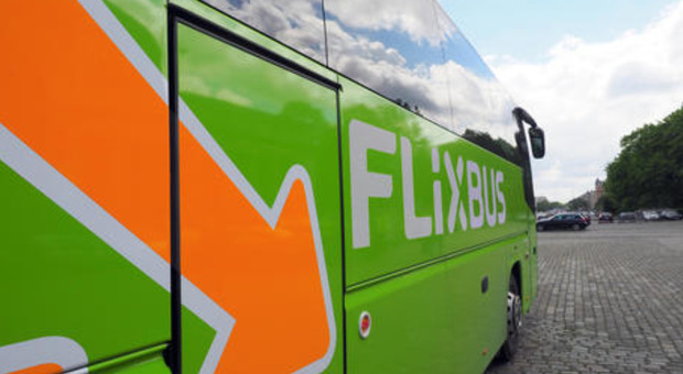 Pendolari dell'elemosina, in Flixbus dall'Est Europa a Venezia: guadagnano fino a 1.000 euro in 7 giorni