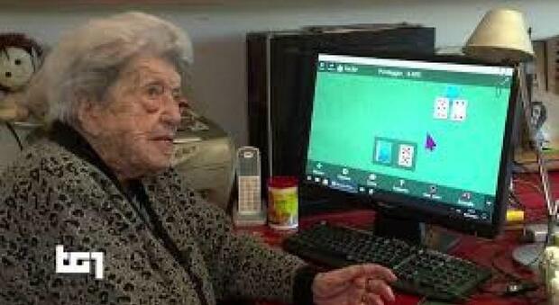 Nonna Maria guarita dal Covid a 105 anni: «Ora voglio andare a Lipari». E dalle Eolie esaudiscono il desiderio