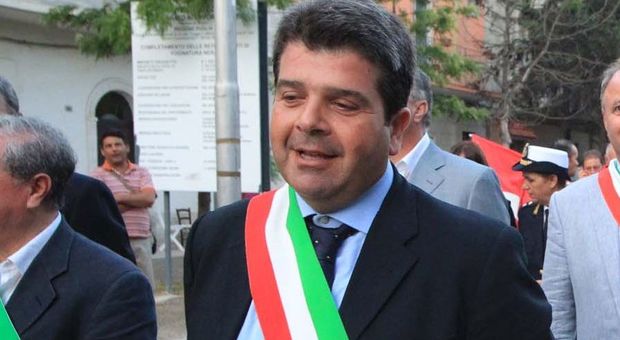Lizzano, sindaco sospeso in applicazione della Severino