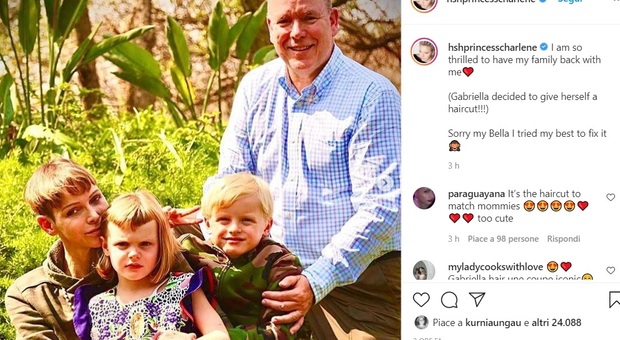 Charlene, Alberto e i figli Jacques e Gabriella (Instagram)