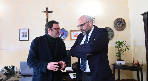 Il sindaco Gianluca Festa sul palco con Antonello Venditti