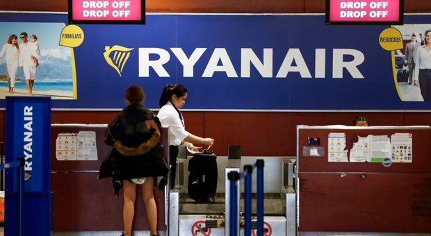 Ryanair, sono 132 i voli cancellati per lo sciopero: disagi negli aeroporti