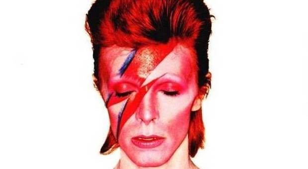 David Bowie, l'ultimo viaggio di Starman in una vita che è come un'opera d'arte