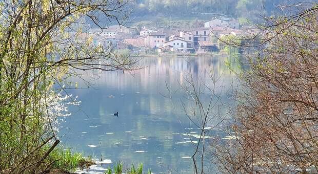 Il 27 marzo, per la Giornata dei Colli veneti, è in programma una passeggiata al lago di Fimon