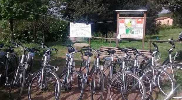 Bike Sharing a Roma, trenta nuove biciclette per passeggiare nel parco dell'Appia Antica