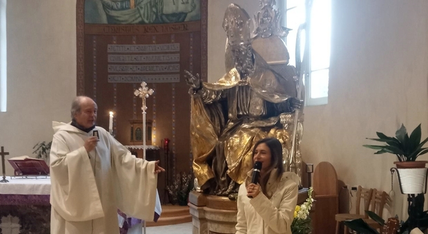 Foligno, San Feliciano: la statua del 1900 del patrono della diocesi torna a Capodacqua