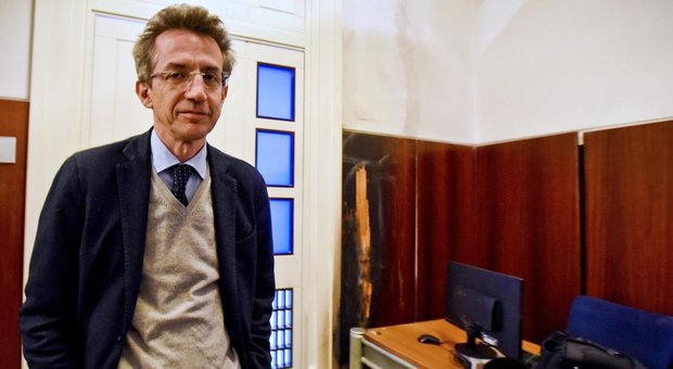 «Caso Normale, rettore Federico II contro sindaco Lega»: ma non è lui