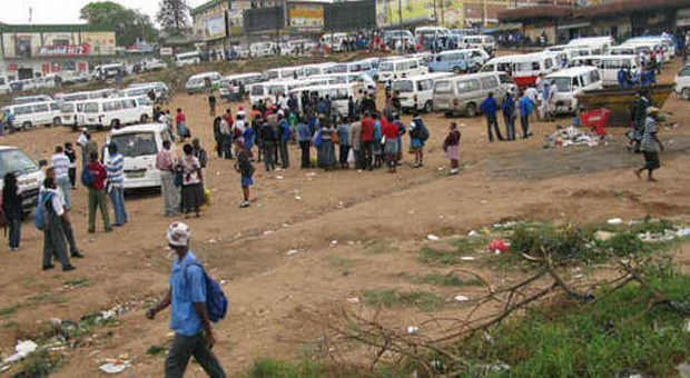 Incidente choc: 38 ragazze muoiono mentre vanno al festival in Swaziland