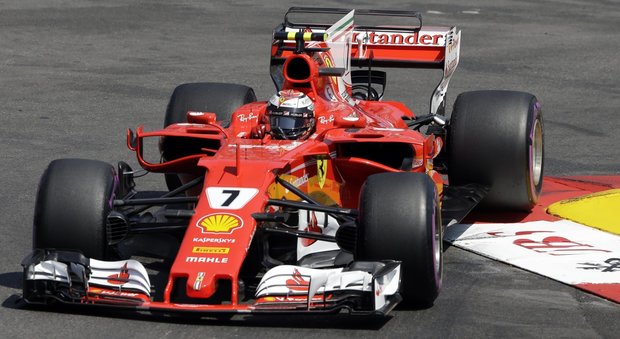 Gp Montecarlo, la Ferrari di Vettel in testa nelle terze libere, Hamilton fuori dalla pole