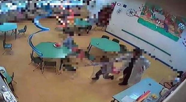 Rimini, maltratta i bimbi della scuola materna: maestra arrestata