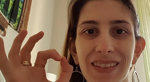 Maria Elena muore a 26 anni a causa dell'anoressia: «L'Asl le ha negato le cure fuori dalla regione»