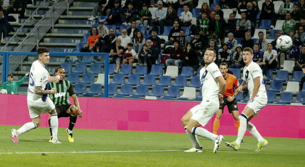 Sassuolo-Inter 1-0, decide il gol di Laurienté. E i neroverdi tornano a credere nella salvezza