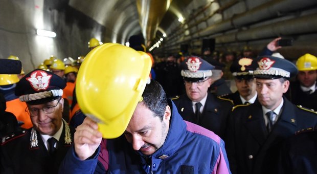 Tav, Toninelli: «Mancano presupposti per l'opera». Salvini: «Attendo i dati». Pressing Ue
