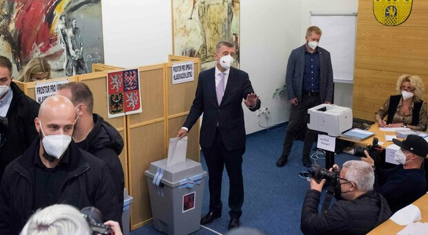 Repubblica Ceca, il premier Babis perde il primato alle elezioni legislative, secondo alle spalle del centrodestra