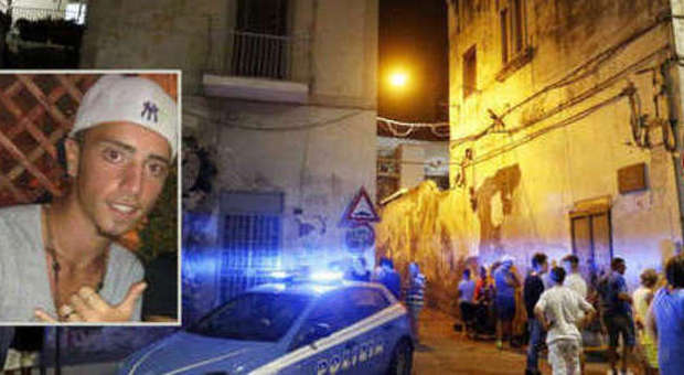 19enne morto a Torre del Greco: colpito per sbaglio dall'amico con una pistola che avevano trovato in strada