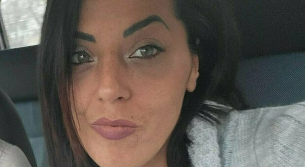 Samantha Migliore, l'autopsia: «Il silicone è finito nel sangue» così il ritocco al seno l'ha uccisa