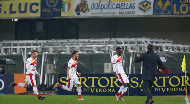 Benevento super, a Verona fermato su rigore al 90’