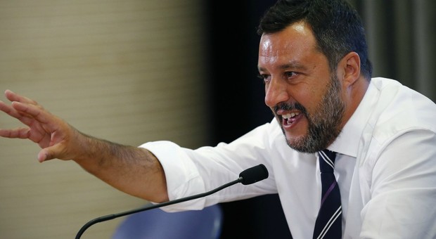 Salvini, Ferragosto a Castel Volturno. Atteso anche nel carcere di Poggioreale